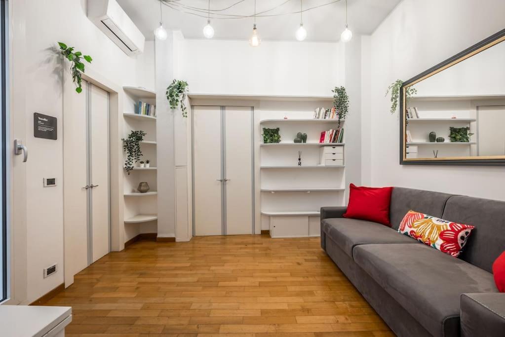 Duomo In 5 Minutes Cozy And Quiet Apartment Milan Bagian luar foto