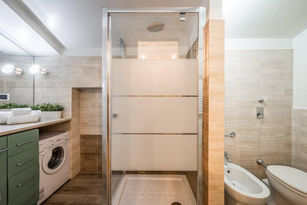 Duomo In 5 Minutes Cozy And Quiet Apartment Milan Bagian luar foto